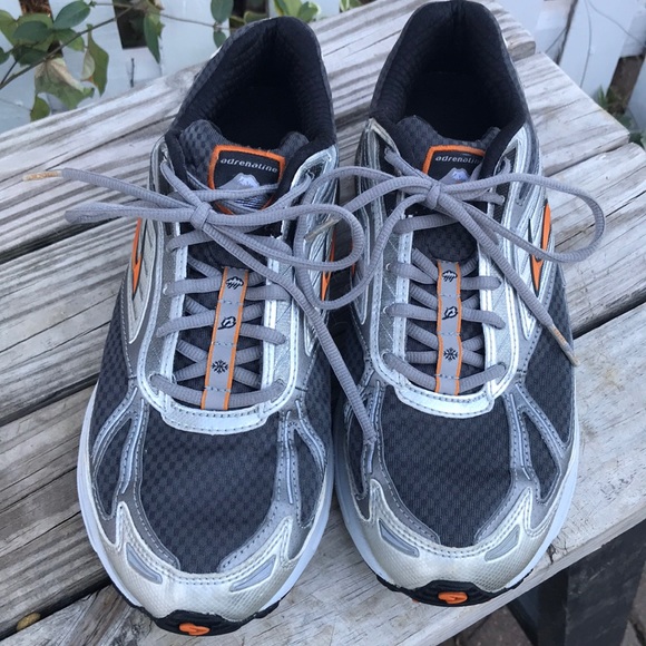 brooks adrenaline asr 15